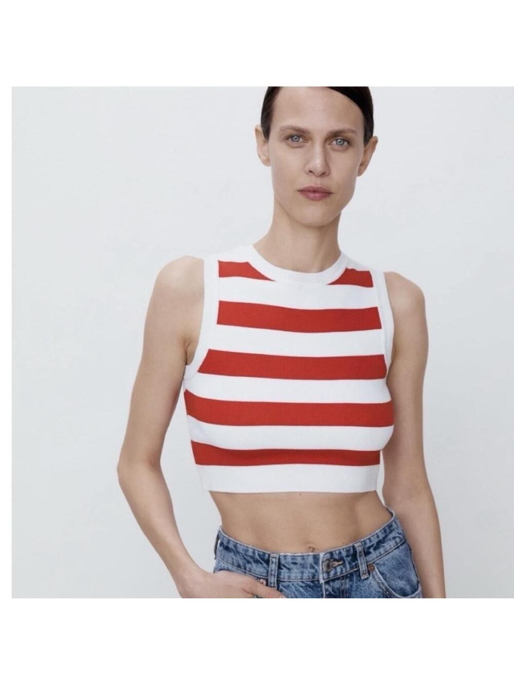 Zara Women's White and Multi Crop-top